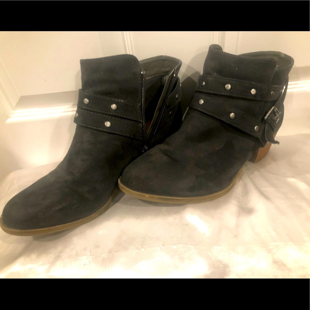Torrid Womans black buckle short Boots